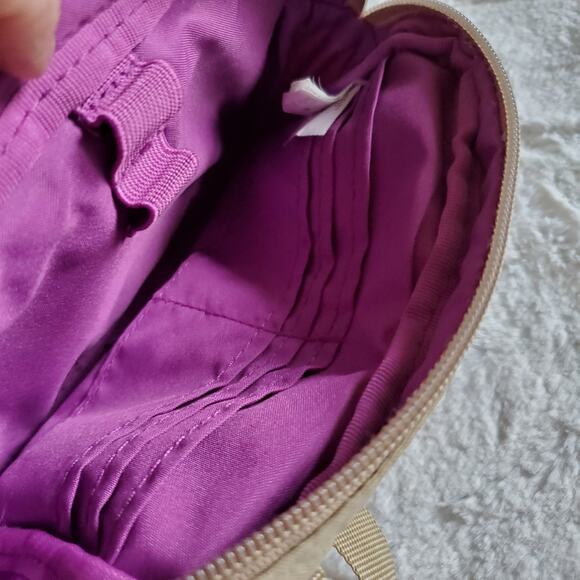 Baggallini Triple Zip Bagg - Picture 6 of 11